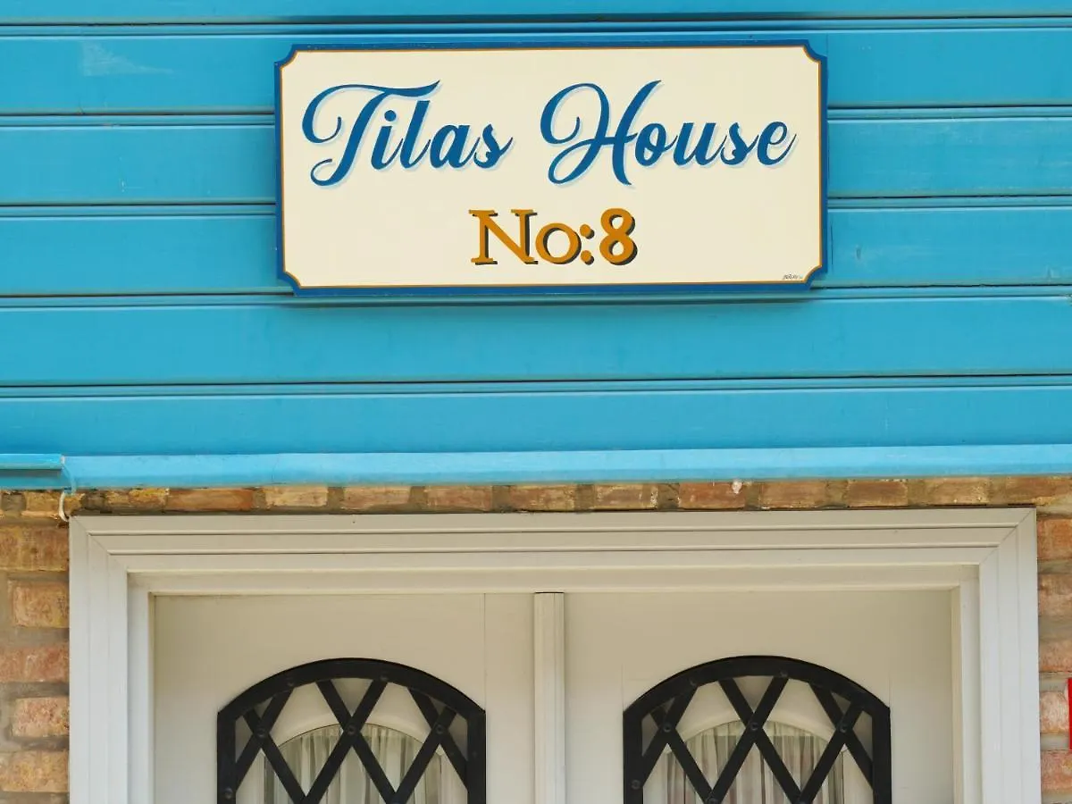 Tilas - Rooms In 19Th Century Wooden Townhouse,Kadikoy Istanbul Turkey