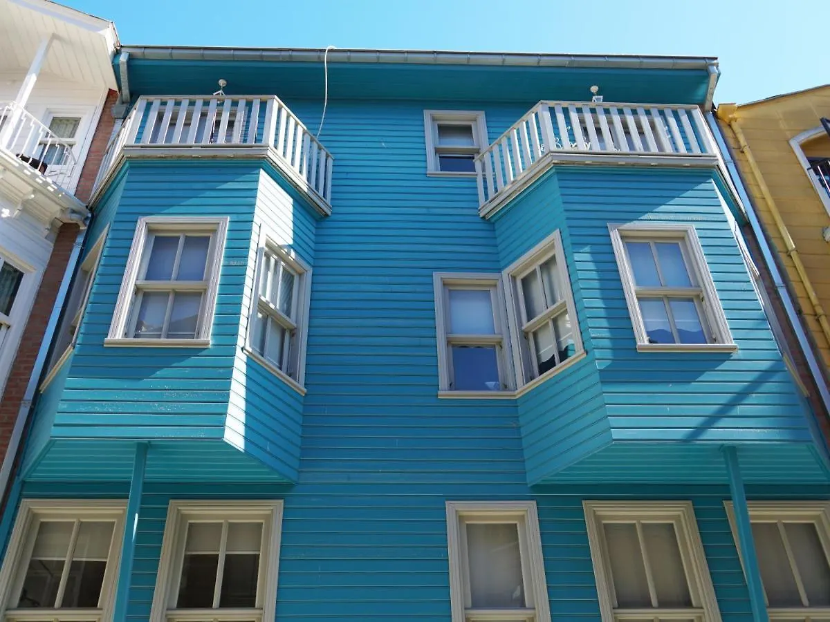 Tilas - Rooms In 19Th Century Wooden Townhouse,Kadikoy Istanbul 0*,  Turkey