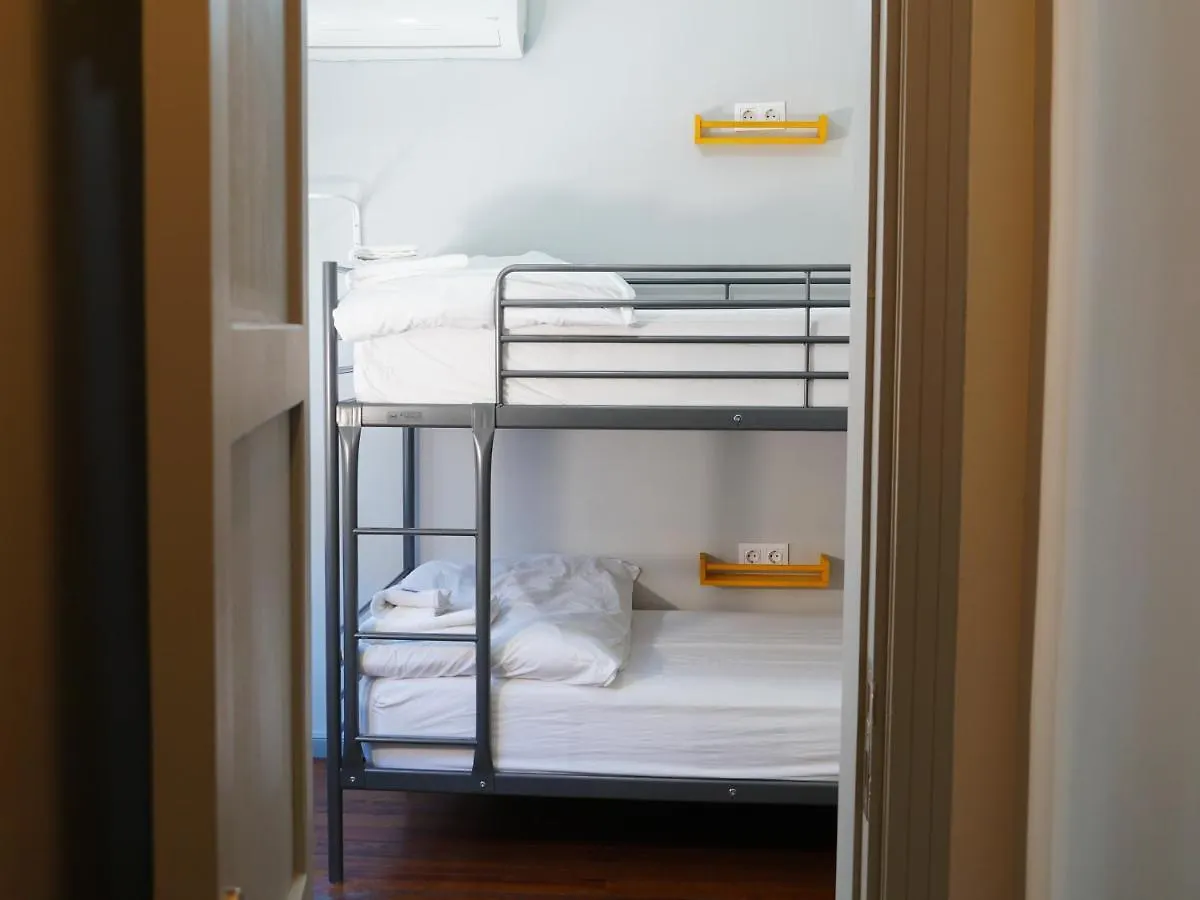 Hotel Tilas - Rooms In 19Th Century Wooden Townhouse,Kadikoy Istanbul Turkey