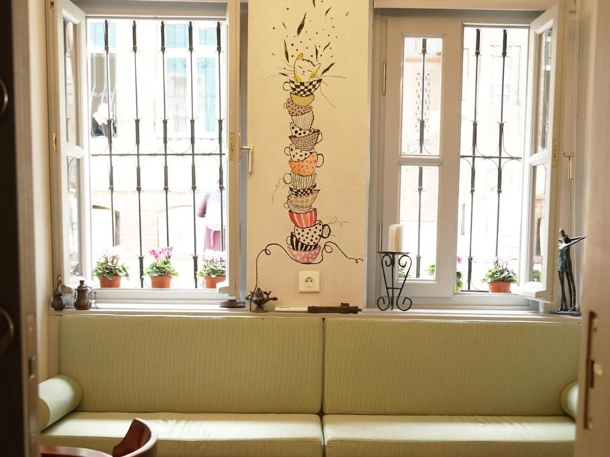 Tilas - Rooms In 19Th Century Wooden Townhouse,Kadikoy Istanbul 0*,