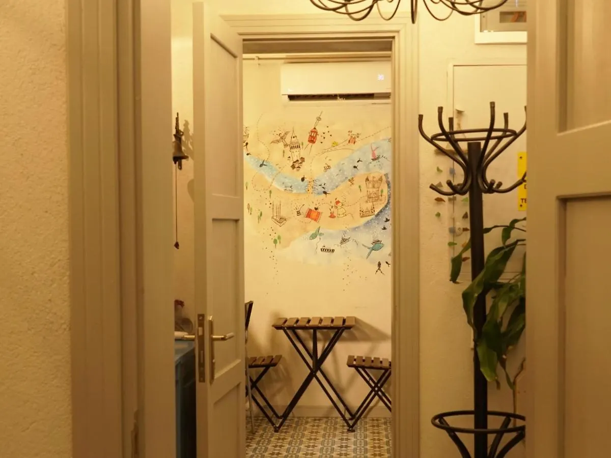 Hotel Tilas - Rooms In 19Th Century Wooden Townhouse,Kadikoy Istanbul