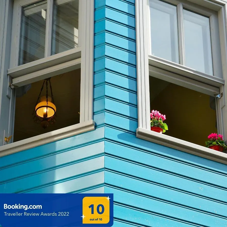 ホテル Tilas - Rooms In 19Th Century Wooden Townhouse,Kadikoy イスタンブール