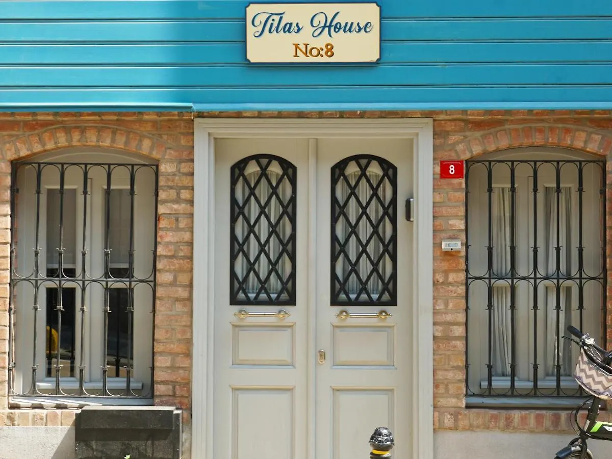 Tilas - Rooms In 19Th Century Wooden Townhouse,Kadikoy イスタンブール 0*,